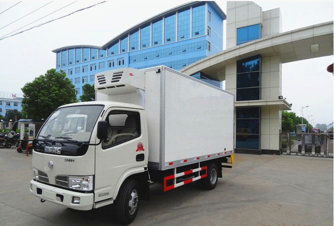 東風(fēng)福瑞卡<a href=http://m.jeexue.cn/lcc/ target=_blank class=infotextkey>冷藏車</a>