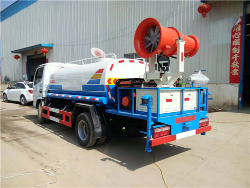 東風(fēng)藍(lán)牌灑水車(chē)斜背面圖片3.jpg
