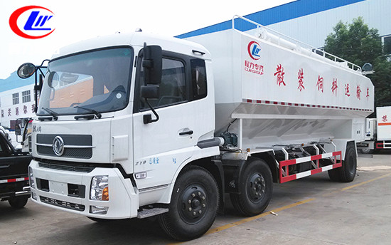 30立方東風(fēng)天錦小三軸<a href=http://m.jeexue.cn/siliaoche/ target=_blank class=infotextkey>飼料車</a>